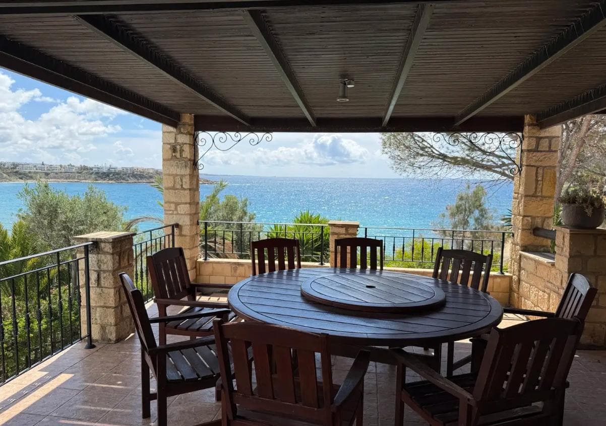 4-bedrooms house for long term rent in Paphos, Cyprus