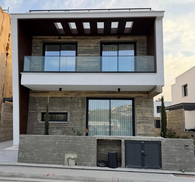 4-bedrooms house in Paphos, Cyprus.