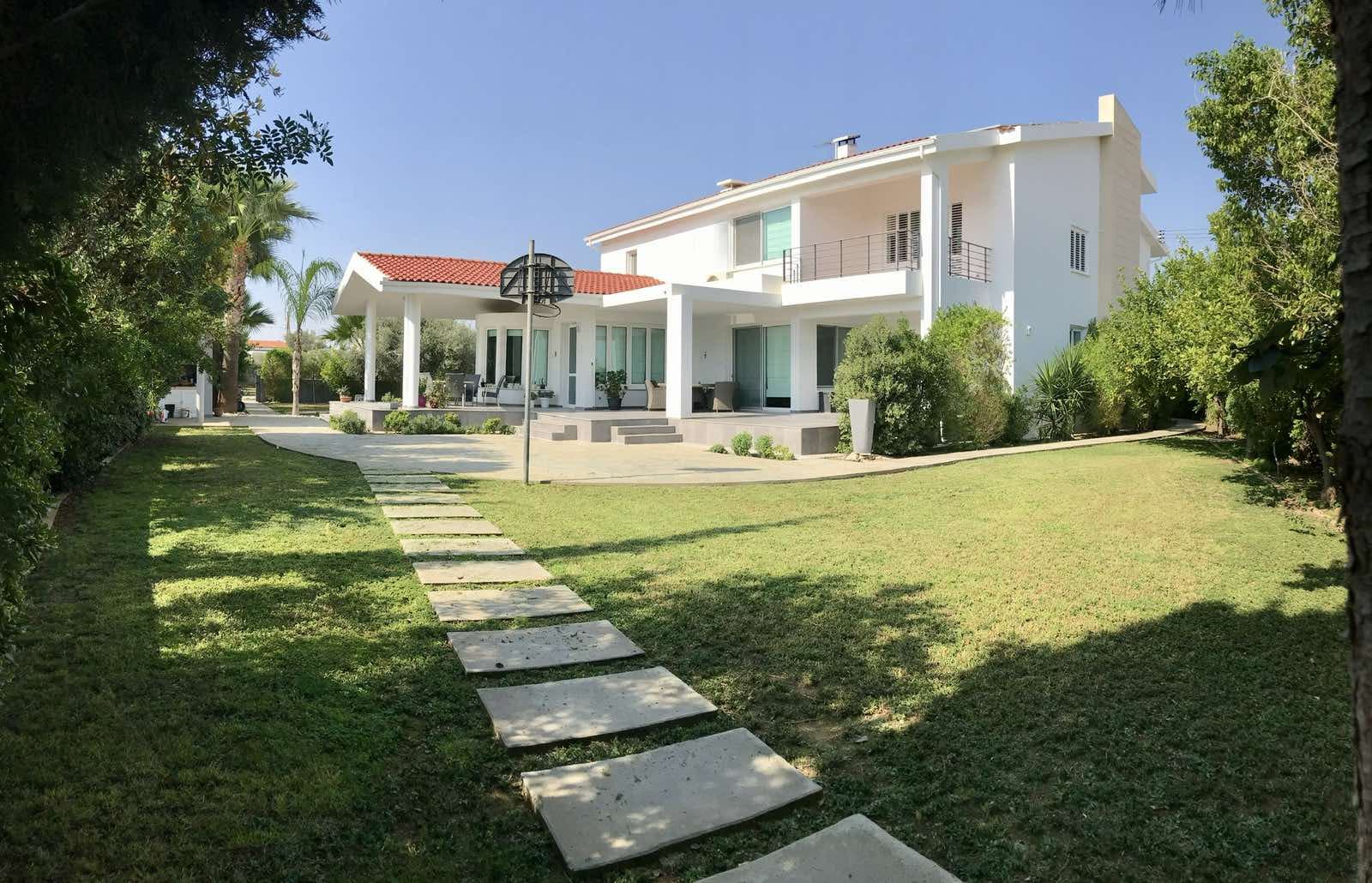 7-bedrooms house in Nicosia, Cyprus.