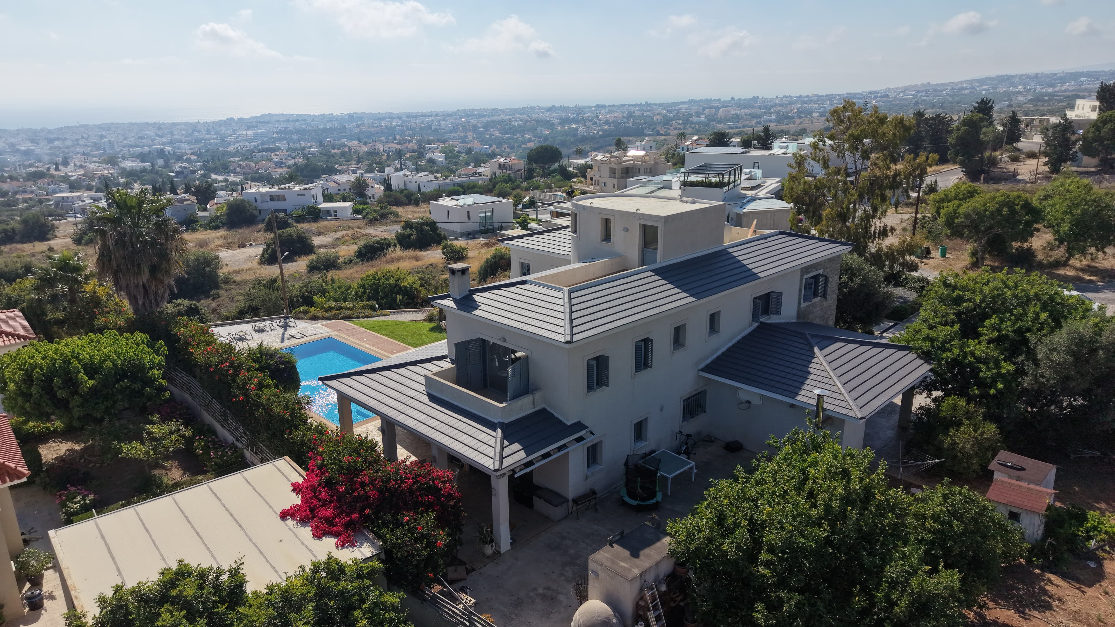 6-bedrooms house in Paphos, Cyprus.