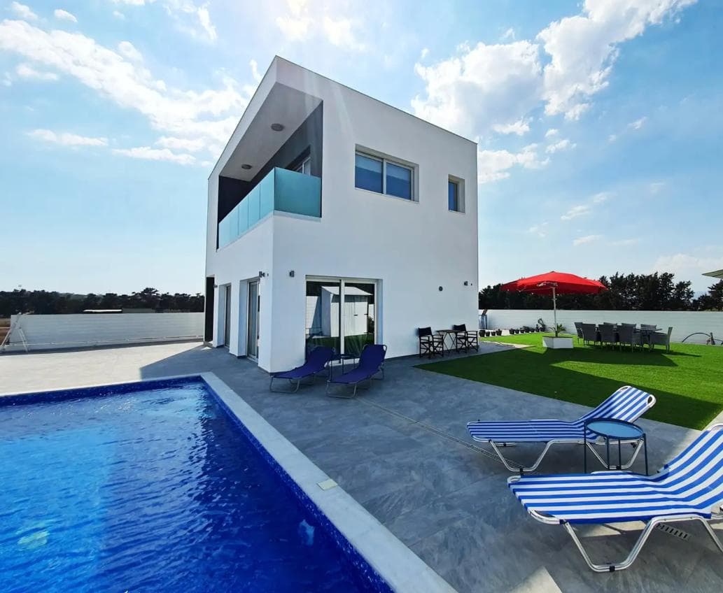 4-bedrooms house for long term rent in Limassol, Cyprus