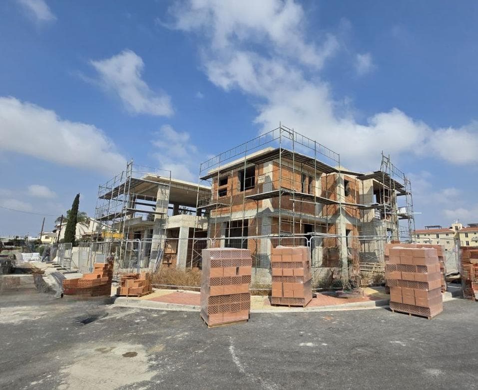 4-bedrooms house in Larnaca, Cyprus.