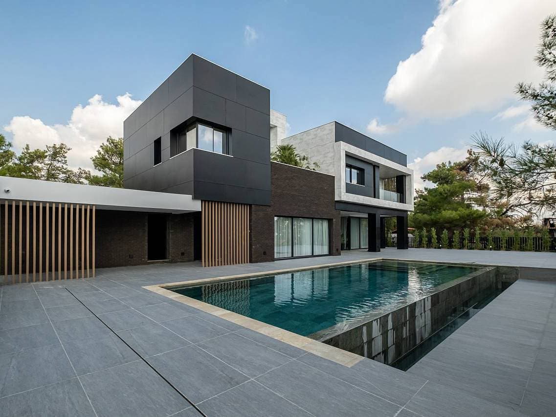 7-bedrooms house for long term rent in Limassol, Cyprus