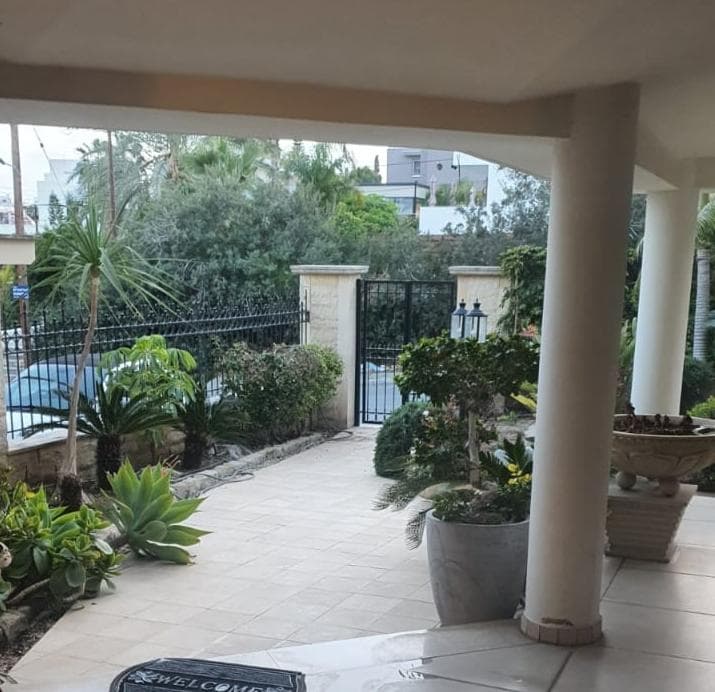 6-bedrooms house for long term rent in Limassol, Cyprus