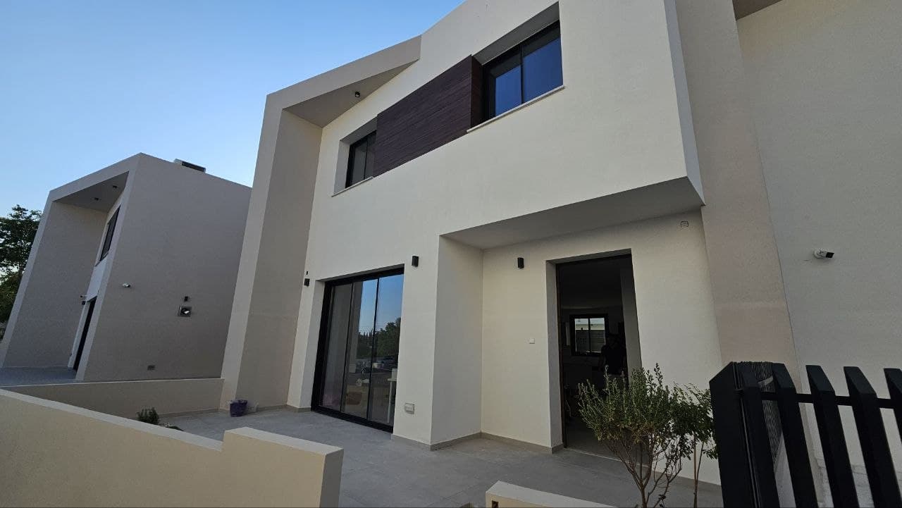 4-bedrooms house for long term rent in Larnaca, Cyprus