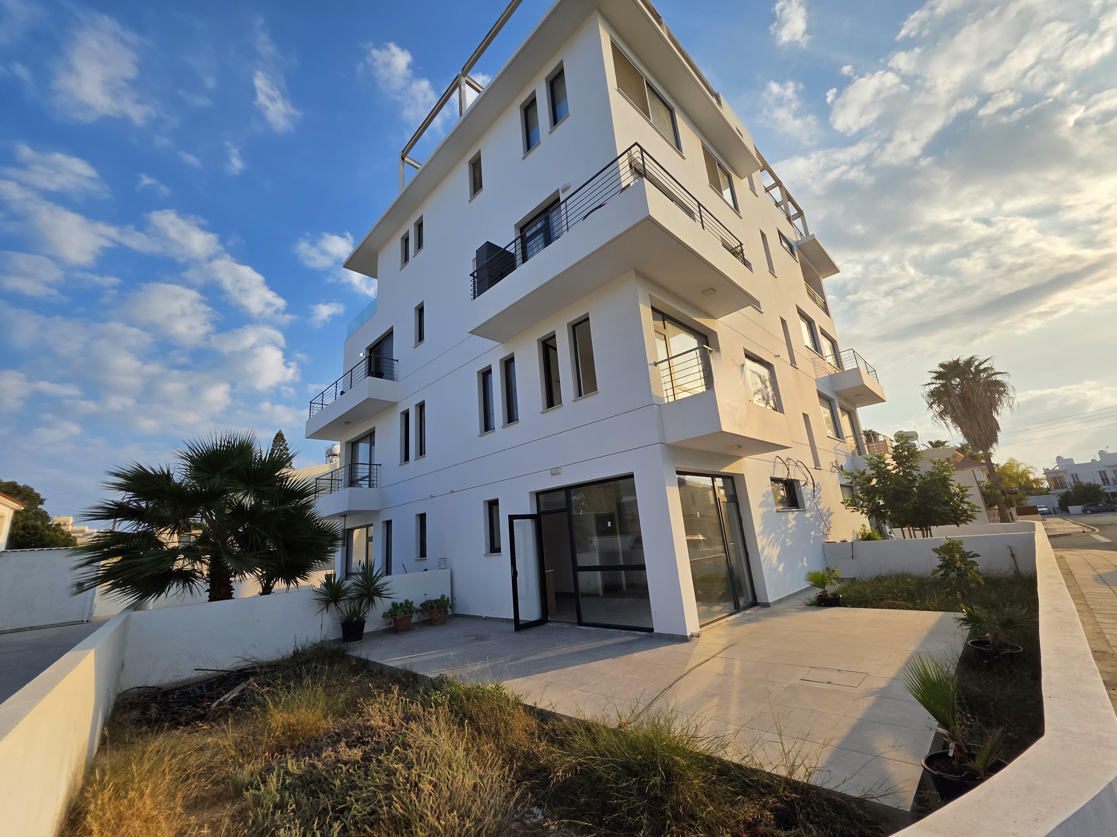1-bedrooms apartments in Larnaca, Cyprus.