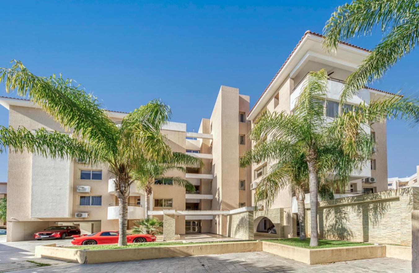 3-bedrooms apartments in Limassol, Cyprus.