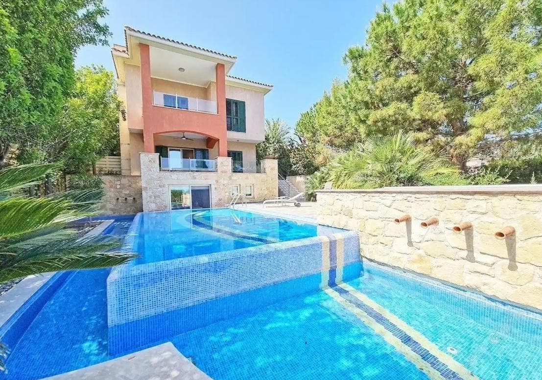 5-bedrooms house in Paphos, Cyprus.