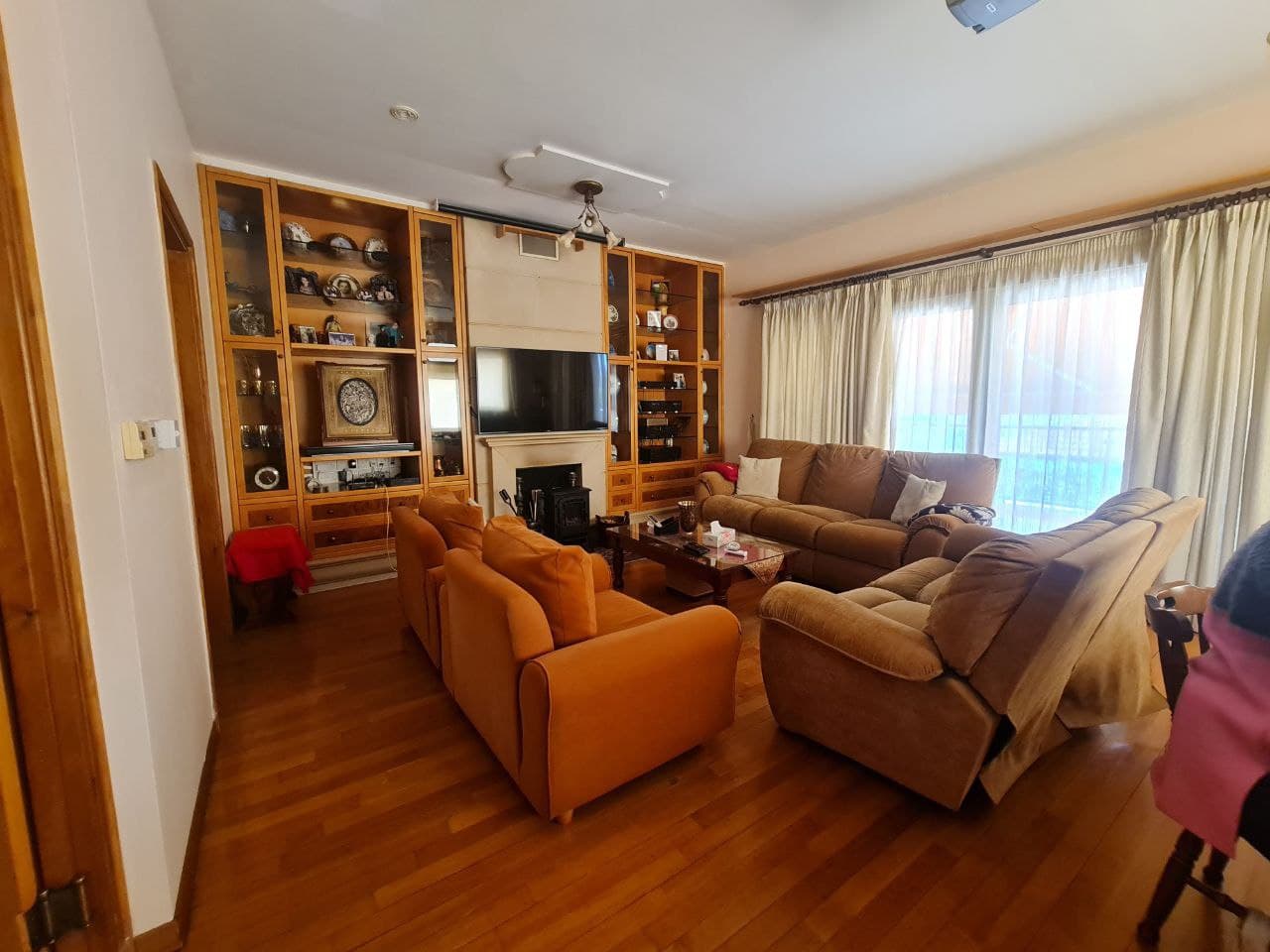 6-bedrooms house for long term rent in Nicosia, Cyprus