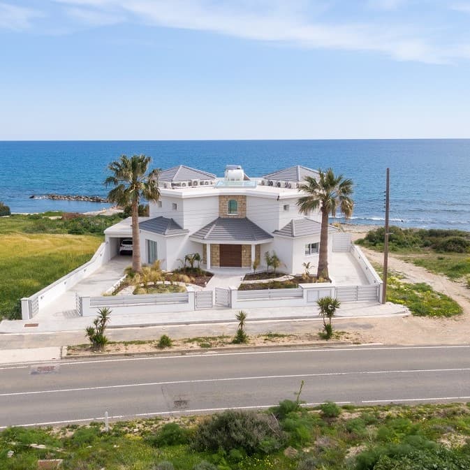 5-bedrooms house for long term rent in Larnaca, Cyprus