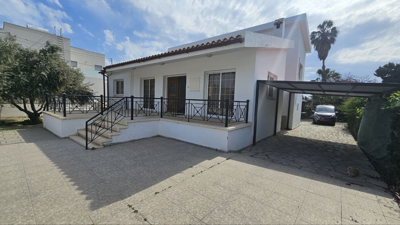 5-bedrooms house for long term rent in Larnaca, Cyprus