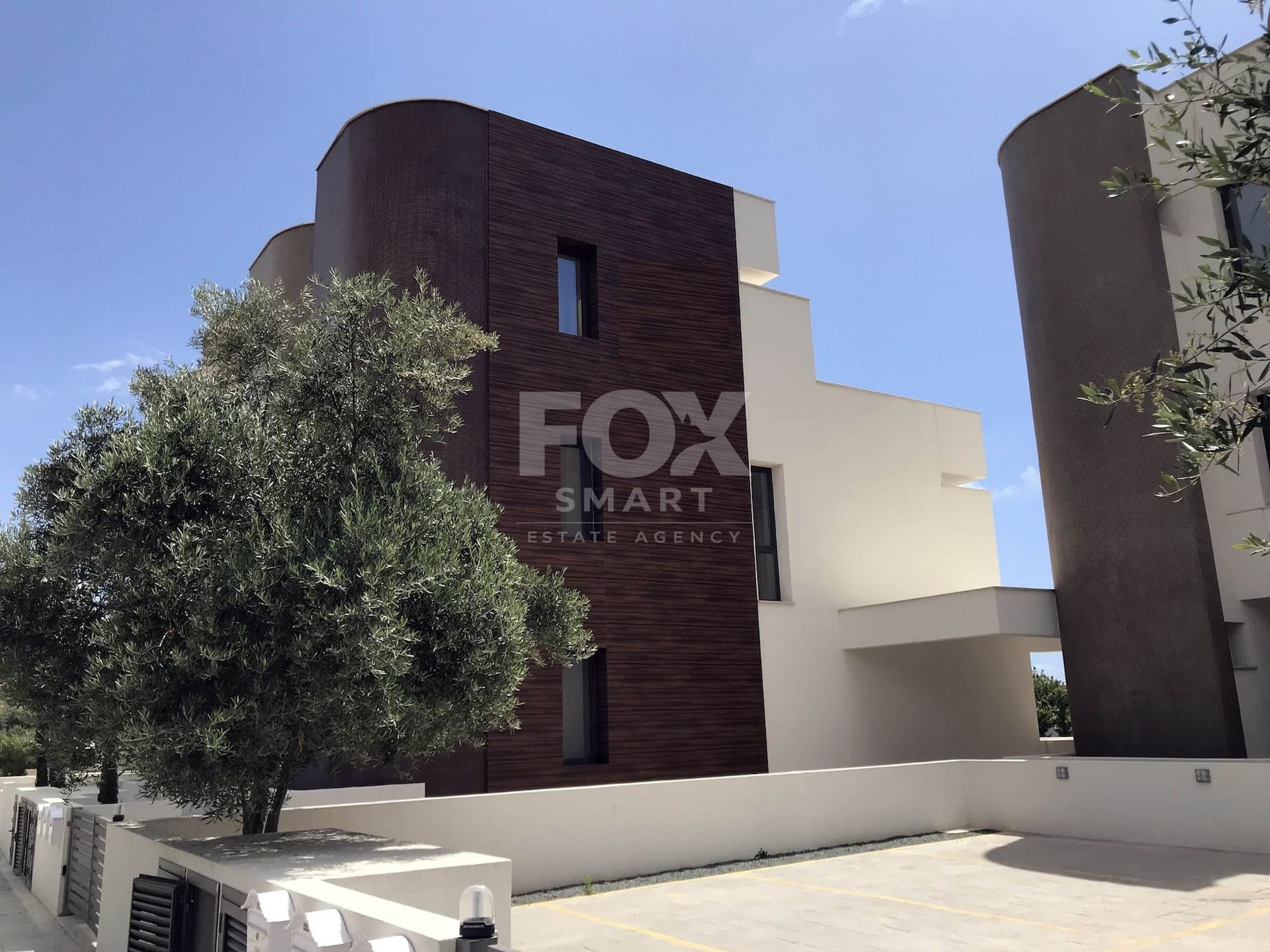 3 Bedroom Maisonette for Sale in Limassol, Potamos Germasogeias