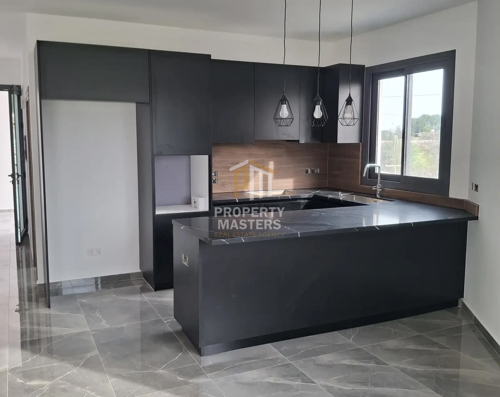 3 Bedroom Detached House in Deftera Kato, Nicosia