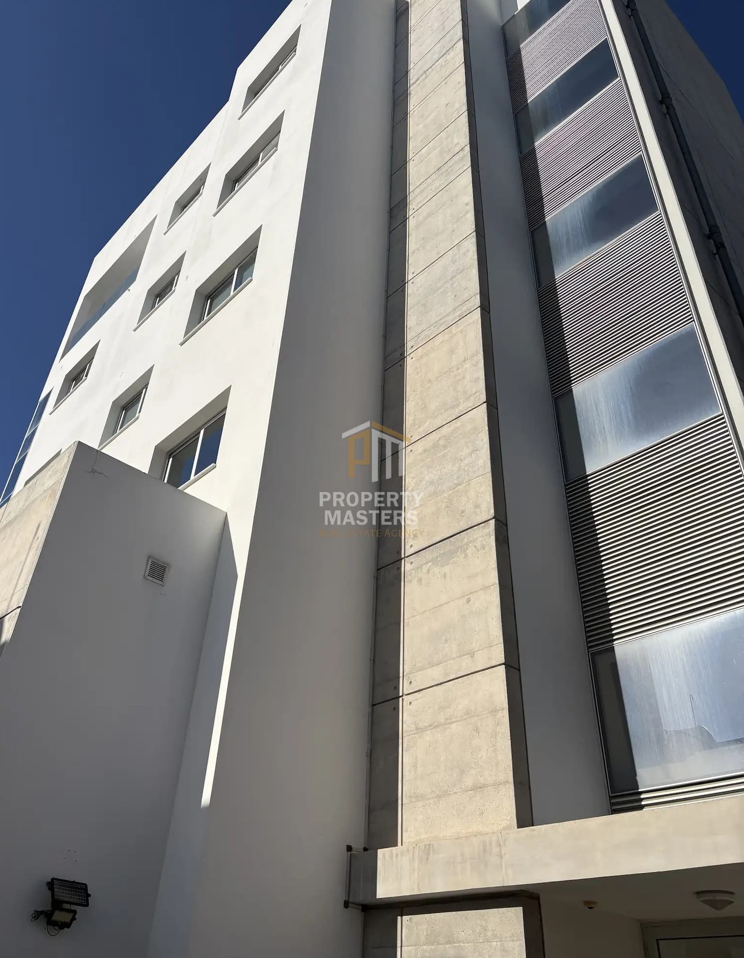 4 Bedroom Apartment Building in Strovolos, Nicosia