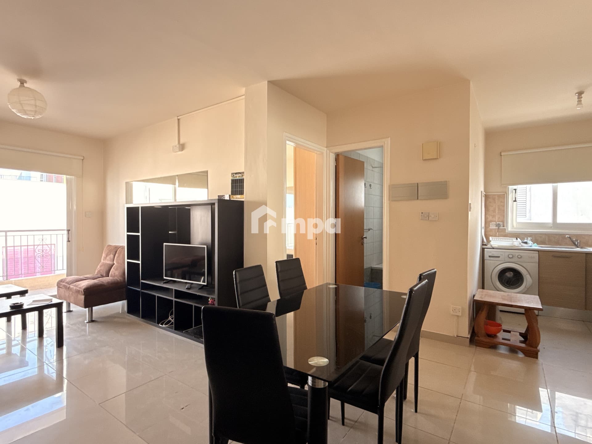 1 Bedroom Apartment