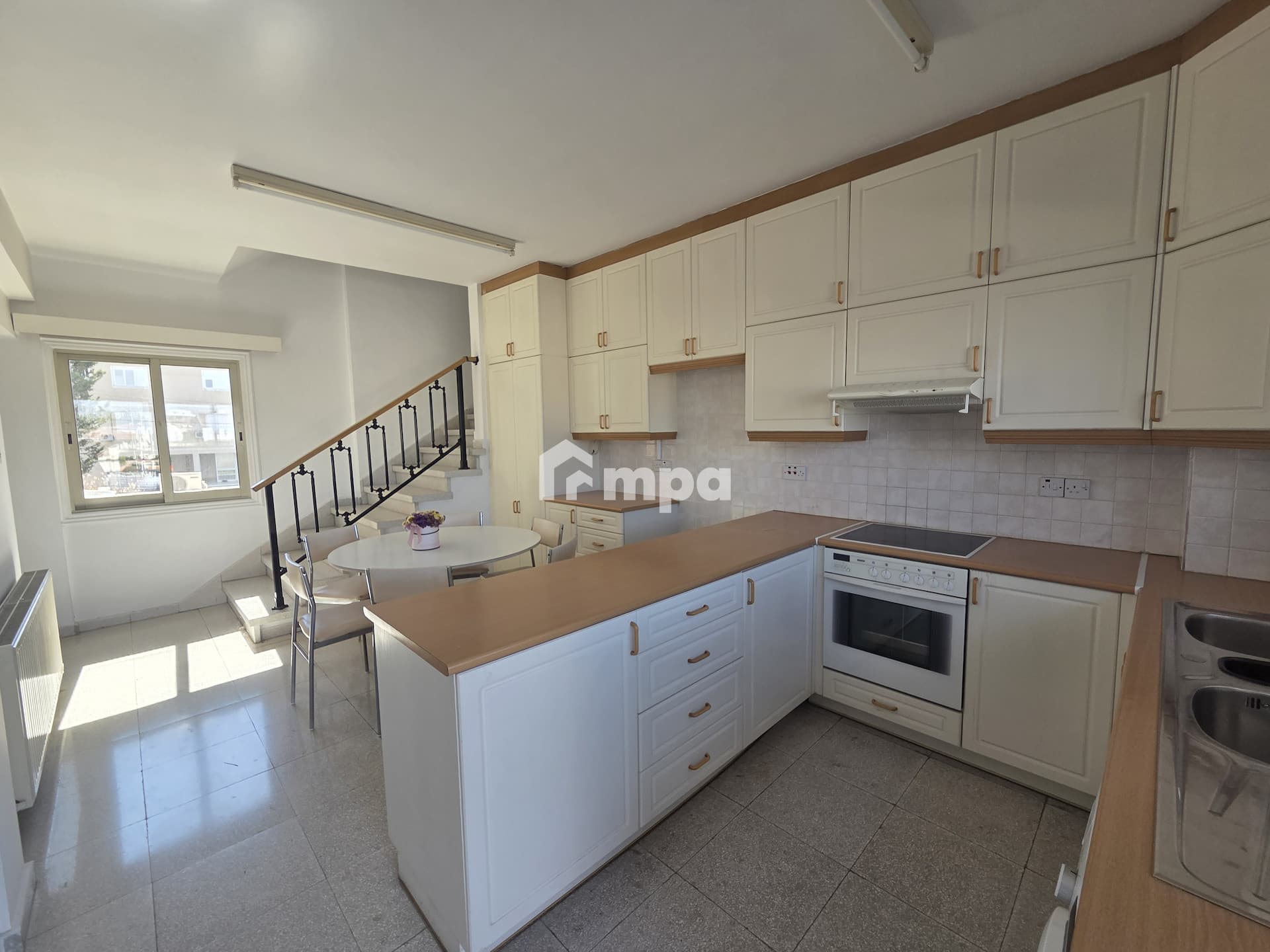 3 Bedroom Apartment