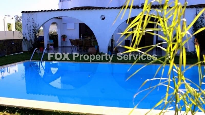 4 Bedroom Detached House for Sale in Nicosia, Strovolos