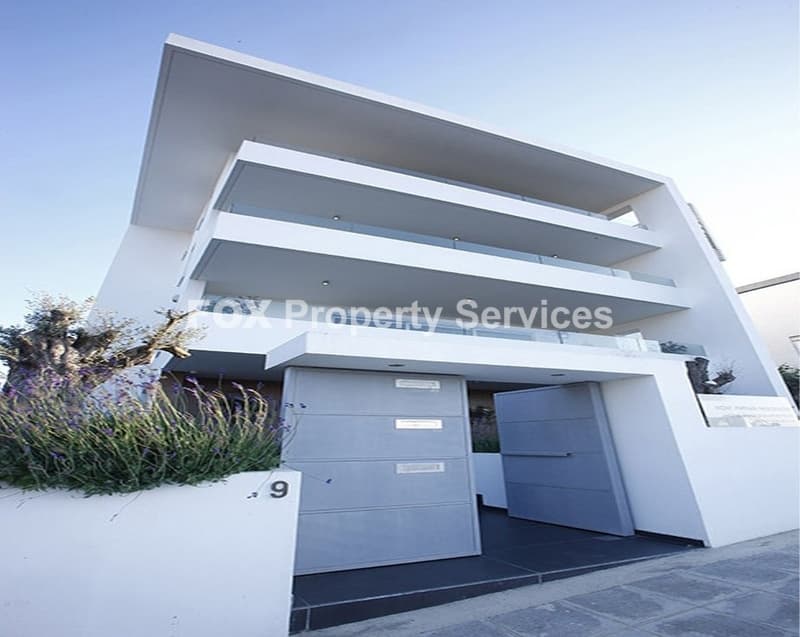 4 Bedroom Whole Floor Apartment for Rent in Nicosia, Egkomi