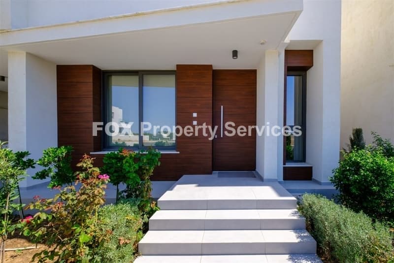 4 Bedroom Detached House for Sale in Nicosia, Geri