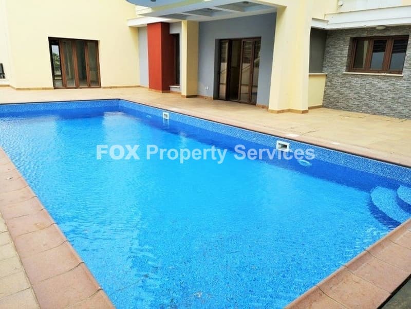 6 Bedroom Detached House for Rent in Nicosia, Makedonitissa