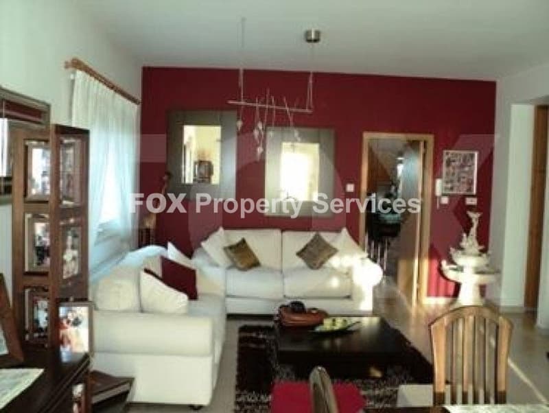 4 Bedroom Semi-Detached House for Sale in Nicosia, Lakatameia