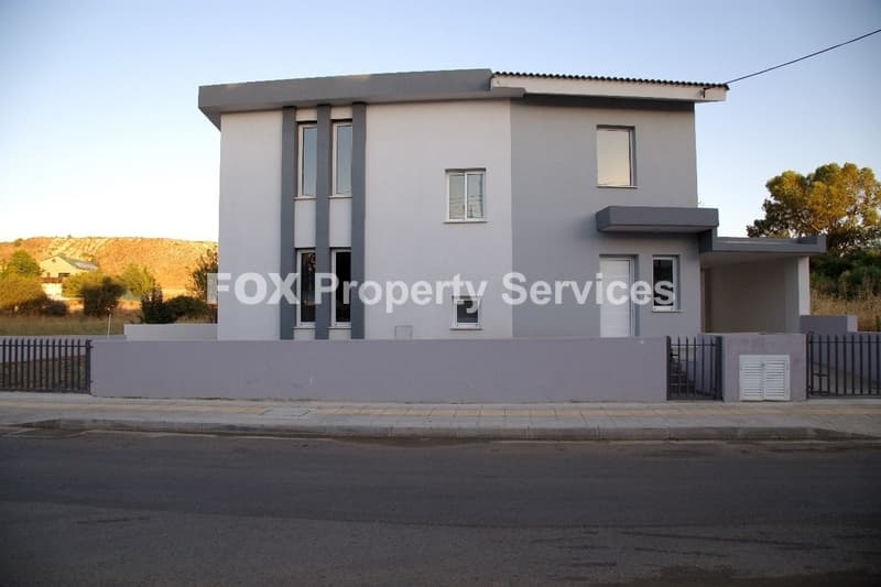 3 Bedroom Detached House for Sale in Nicosia, Agia Varvara