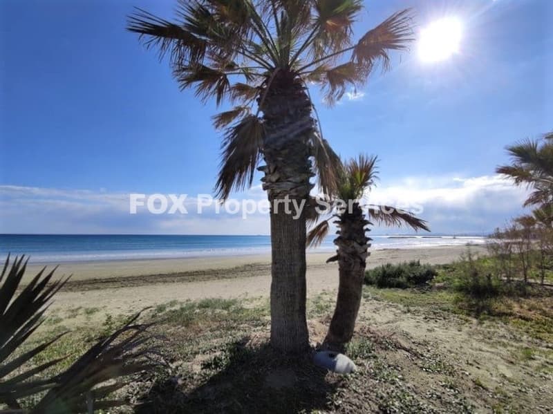 2 Bedroom Ground Apartment for Rent in Larnaca, Oroklini Tourist Area