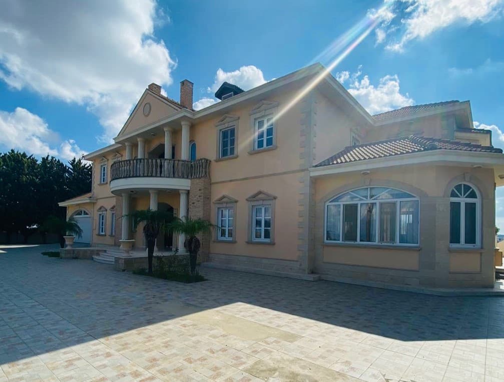 6-bedrooms house in Nicosia, Cyprus.