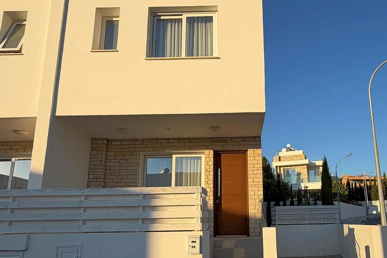 3-bedrooms house for long term rent in Paphos, Cyprus