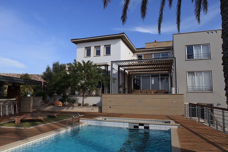 4-bedrooms house in Paphos, Cyprus.