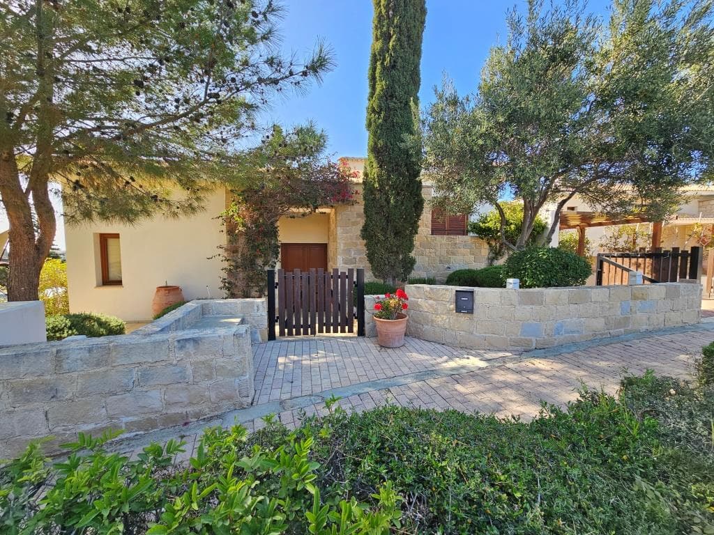 4-bedrooms house in Paphos, Cyprus.