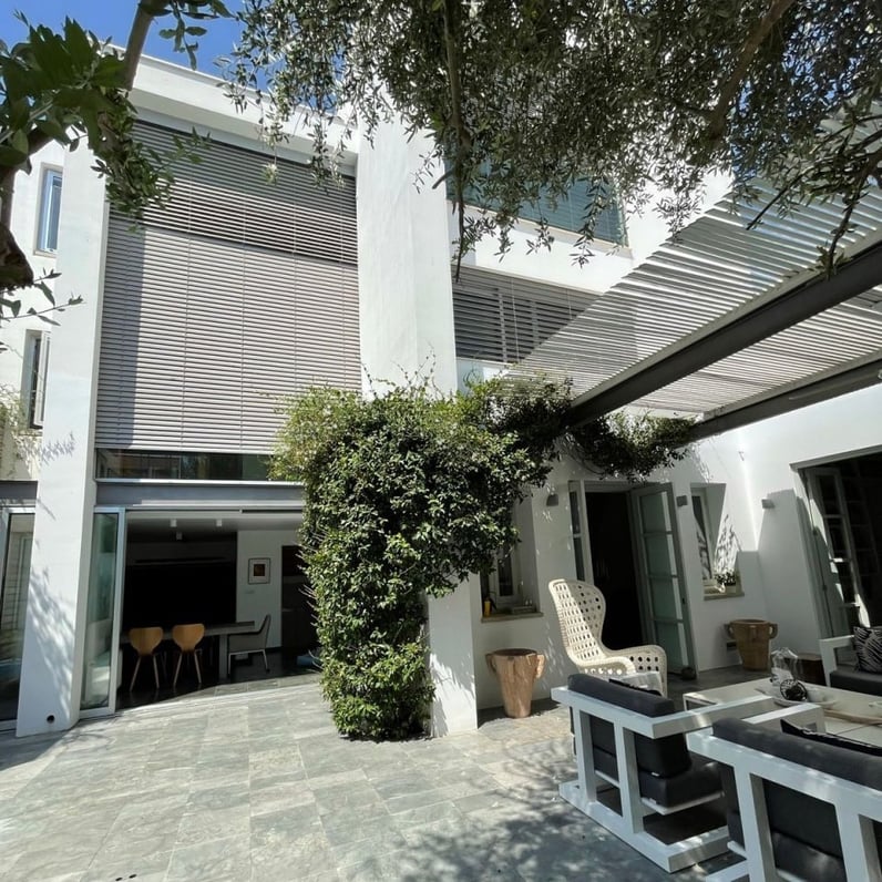 6-bedrooms house for long term rent in Limassol, Cyprus