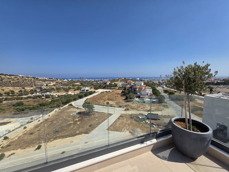 4-bedrooms apartments for long term rent in Limassol, Cyprus